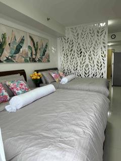 Taal Lake View Condo in Tagaytay - 5