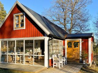 7 person holiday home in HALLABRO - 9