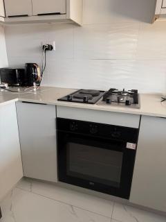 Cozy 3-Bed in Gated Community - 7