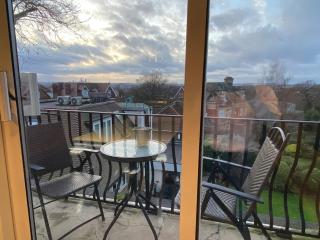 Hampstead Penthouse with world-class London views - 6