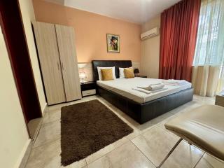Venis House - 3