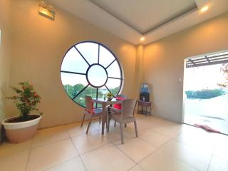 Spiral Suites Hotel - 6