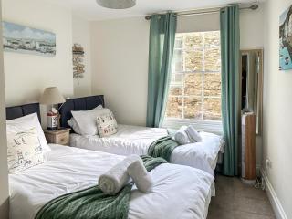 April Cottage - 1