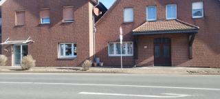 Ecke's Apartment - 9