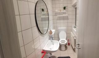 Ecke's Apartment - 6