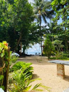 Sunmoon Beach Resort Likupang Timur - 8