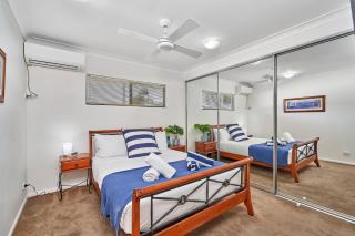 Urban Oasis w/ Wi-Fi • Resort Pool • City Fringe - 5