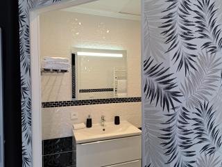 Le Logis Fleurs et jardins de Pitry - 1