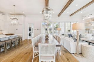 'Rees on Wiregrass' - Private Pool, Golf Cart, Carriage House - Lake District, WaterColor, FL home - 3