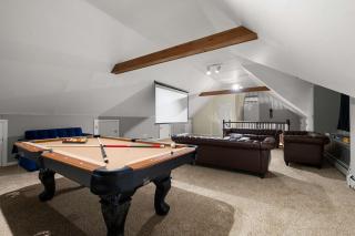 Family Oasis Pool Firepit Creek Near Delaware - 6