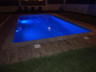 Family Villa Pool & Beach - 4