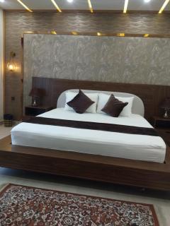 Royalgrandhotel - 0