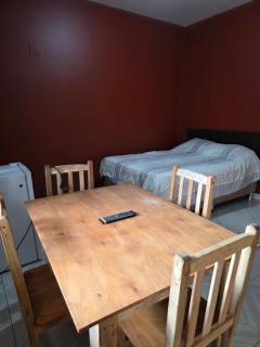 Hummingbird Hostel - 1