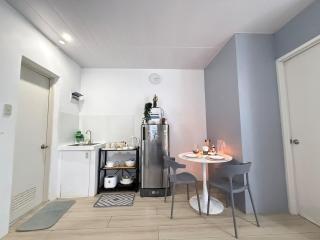 H&K Partner Guest House - 7
