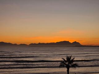 607 Odean - Luxury Ocean Escape - 2