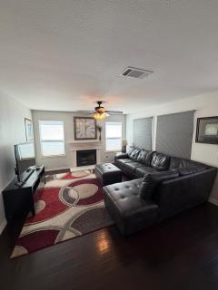 Family Friendly, Relaxing home in Great Location - 0