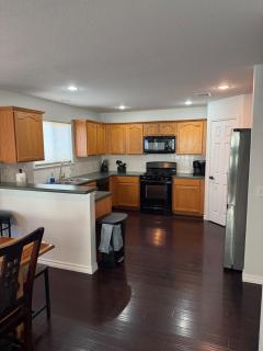 Family Friendly, Relaxing home in Great Location - 5