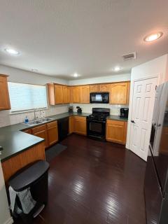 Family Friendly, Relaxing home in Great Location - 6