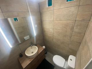 Casa lovits - Cozy One-Bedroom Apartment with Modern Comforts - 6