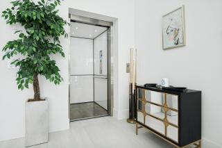 Luxury New Modern Beach Mansion in BEST Location! - 3