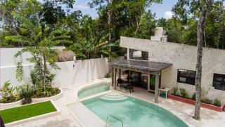 The HOUSE VILLA 8px - 9