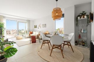 46 Corner Apartment with panoramic sea views and large terrace - 0