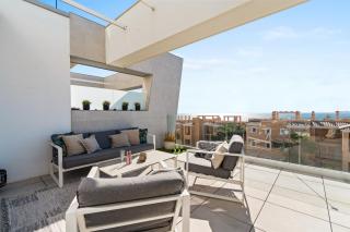 46 Corner Apartment with panoramic sea views and large terrace - 6
