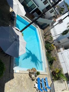 1 bedroom apartment with a swimming pool in the city Center - 2
