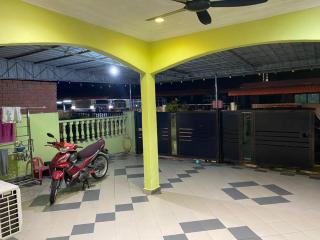 Anwar Kluang Homestay - 7