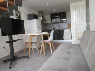 Maisonnette avec terrasse et parking - 9