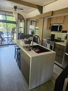 Hurricane Hideaway - 6