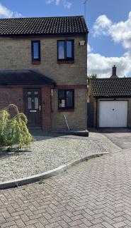 Cosy Contractor House with Garden & Parking! - 6