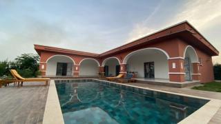 L'Eclipse Air-Conditioned Villa with Pool - 6