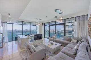 Sea View with Private Beach Access! 3BR & Maid Rm - 0