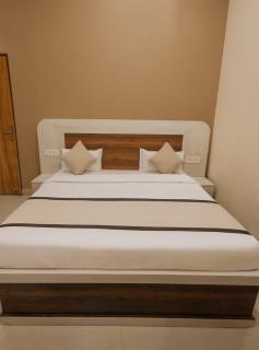 The Silverkey Hospitalilty - Krishiv palace Hotel - 9