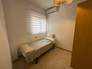 New Apartment 150m from beach - 4