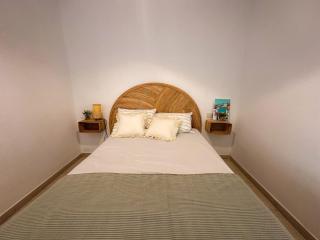 New Apartment 150m from beach - 2