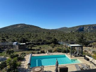 Villa Kéona , gîte 5 étoiles avec piscine privée et vue nature - 9