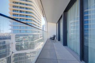 Mercury 903 - Seaview Suite - 2x Pool Cards Access - 3