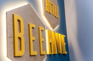 Beehive Hotel - Odesa - 9