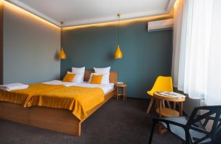 Beehive Hotel - Odesa - 6