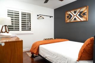 Cozy Casa with Hot Tub & Game Room - Ideal Location! - 7