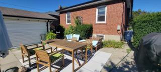 Bright Garden Suite 1 Bedroom and Den - 4