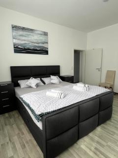 Sweet Home - 3