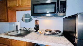 The Perfect One Night Stay - 9