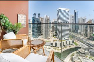 Medina Studio Burj Khalifa View - 7