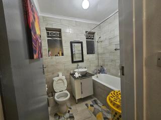 Agnes' Place - Avenues - 6