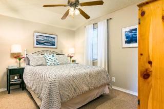 Riverfront Deck Views Perfect For Families - 2