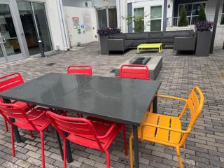Luxury Stay in Midtown ATL Gym, Pool, City Views - 3