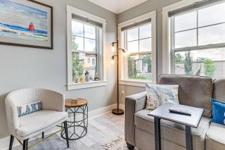 Walk to Dtwn Charlevoix Condo with Fireplace - 5